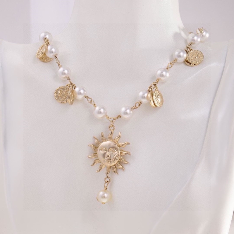 chr1st1an D10r necklaces